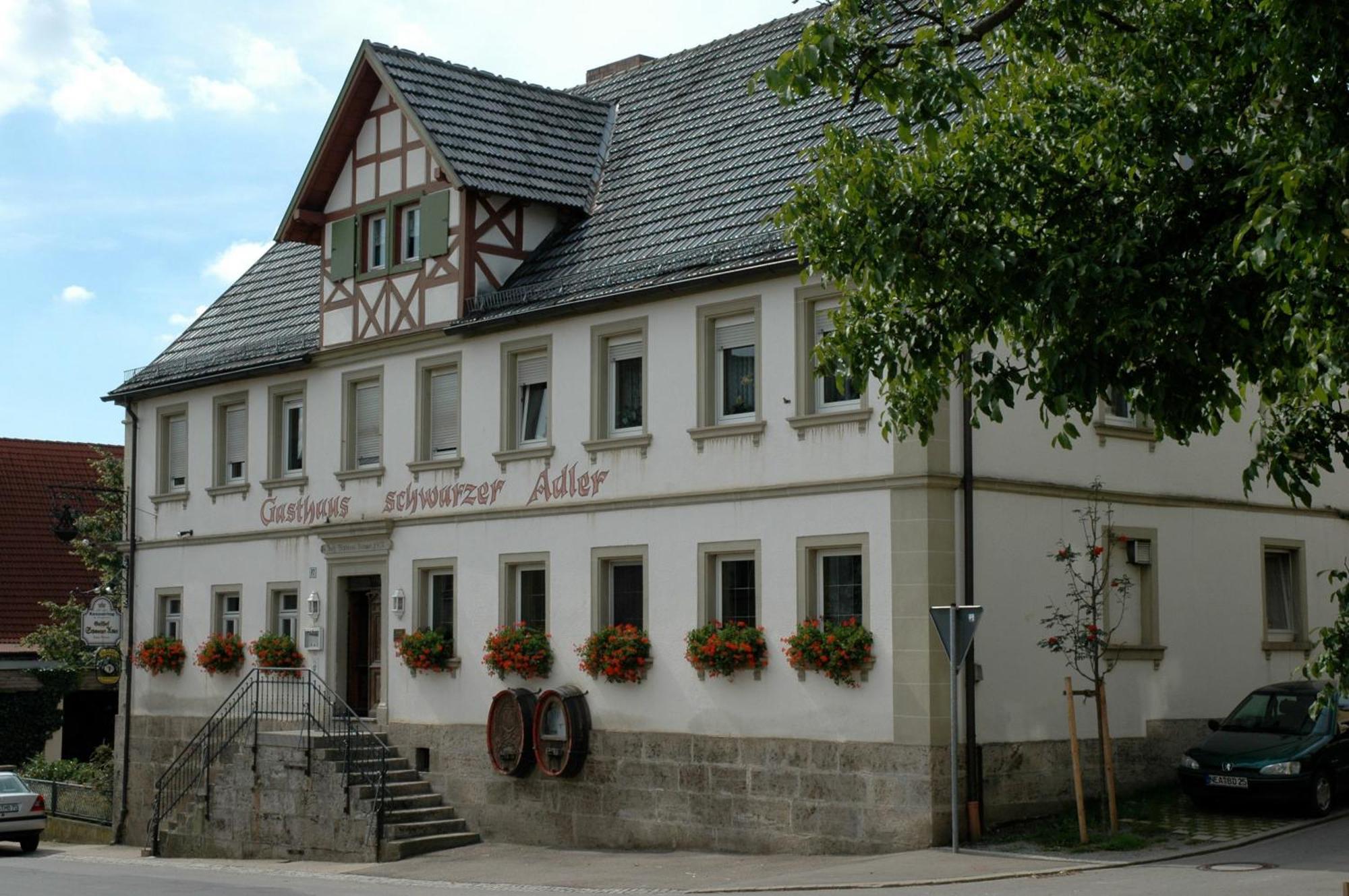 Landgasthof Zum Schwarzen Adler Markt Nordheim Esterno foto