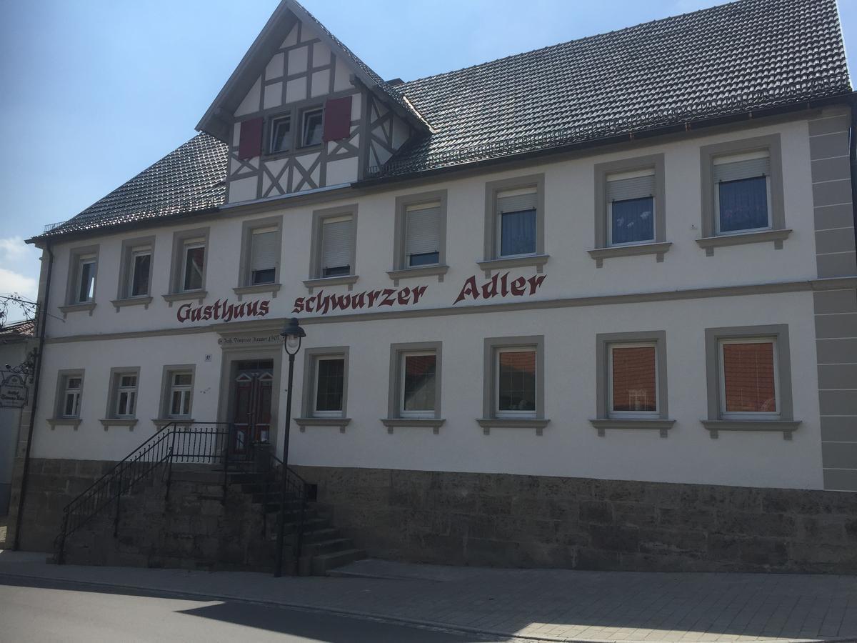Landgasthof Zum Schwarzen Adler Markt Nordheim Esterno foto